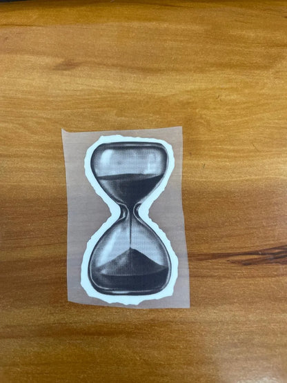 Hourglass – Iron on Patch – Nostalgia